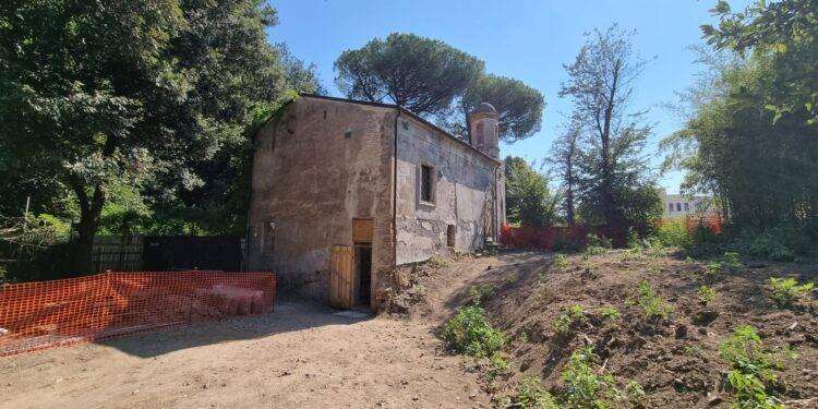 Villa Ada, partito il recupero totale dei casali e dei viali