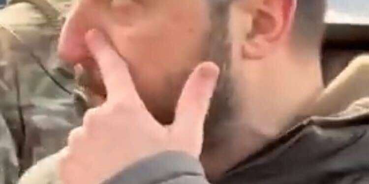 Oligarca ucraino Kolomoisky incriminato per frode: guai per Zelensky