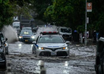New York, emergenza pioggia: “Pericolo di morte”