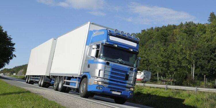 Sicilia e Sardegna, mobilitazione degli autotrasportatori