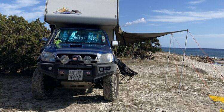 Camper sulle dune a Siniscola, sanzionati 5 turisti stranieri