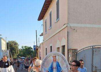 Prima volta nell’isola per statua Vergine Medaglia Miracolosa