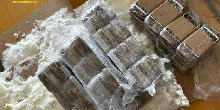 Droga dalla Spagna con la posta, un arresto a Cagliari