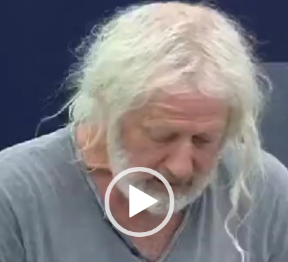 “Julian Assange è imprigionato in un carcere di massima sicurezza per aver detto la verità sui crimini di guerra degli Stati Uniti”