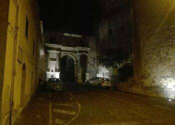 La scienza spiegata in modo semplice con Sharper night