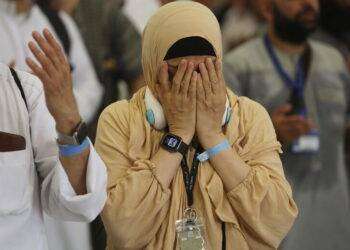 Shock Gb, imam a Birmingham insegna come si lapidano le adultere