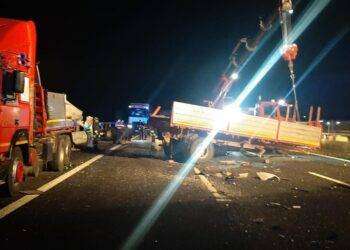 Incidente a bus migranti, morti 2 autisti e 25 feriti