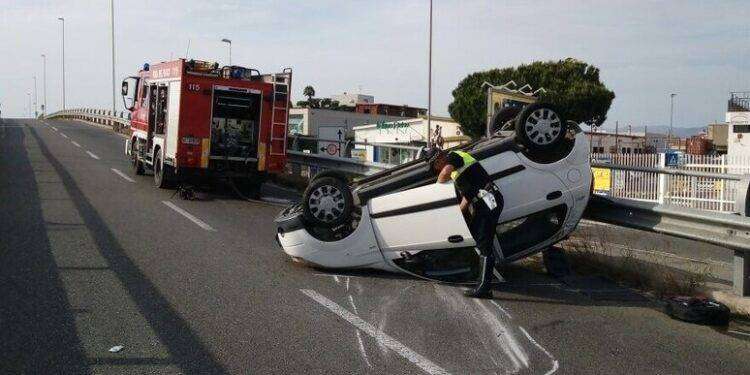 Gravissimo incidente a Cagliari; morti quattro giovani