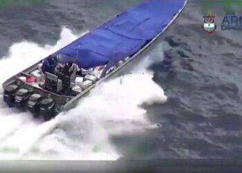 L’inseguimento ad alta velocità in mare che ha portato a un arresto per droga da 100 milioni di dollari