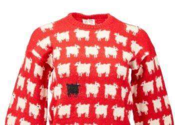 Il maglione della ‘pecora nera’ di Lady D vola all’asta