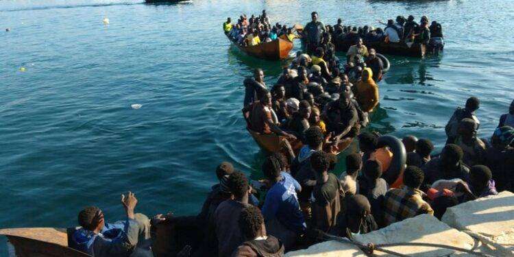 Migranti, ancora sbarchi a Lampedusa: il blocco navale della Meloni “funziona benissimo”
