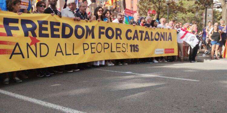 Assemblea Natzionale Sarda a Barcellona per la Diada: un esempio di civismo dalla Catalogna