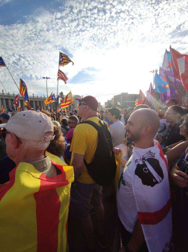 Assemblea Natzionale Sarda a Barcellona per la Diada: un esempio di civismo dalla Catalogna