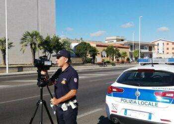 Velocità elevate, 420 violazioni e 21 patenti ritirate a Sassari