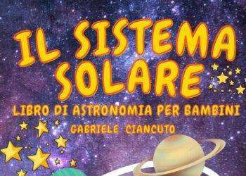 A 12 anni pubblica il primo libro di astronomia per bambini
