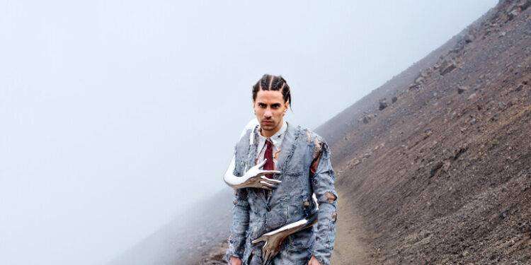 Hit parade, Tedua in vetta per l’undicesima settimana