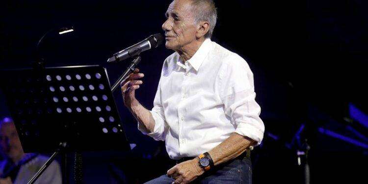 Vecchioni recupera il 24 settembre il concerto a Bergamo