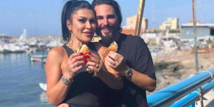 Camorra: arrestato il cantante neomelodico Tony Colombo assieme alla moglie Tina Rispoli