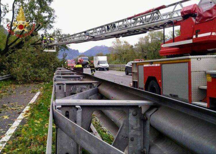 Maltempo Lombardia, prosegue il lavoro dei Vigili del Fuoco su gran parte della regione