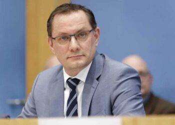 Germania, aggredito il leader di AfD Tino Chrupalla