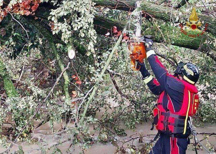 Maltempo Lombardia, prosegue il lavoro dei Vigili del Fuoco su gran parte della regione