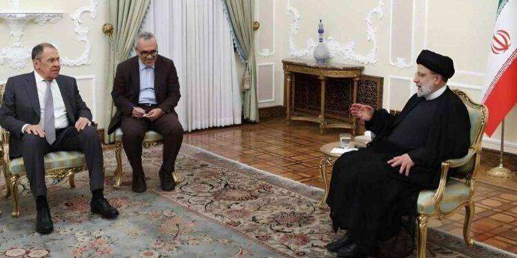 Iran, l’arrivo del ministro russo Lavrov a Teheran