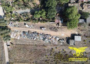 Capoterra, scoperta con il drone maxi discarica abusiva