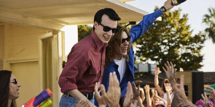 L’incredibile storia degli 883 in una serie targata Sky