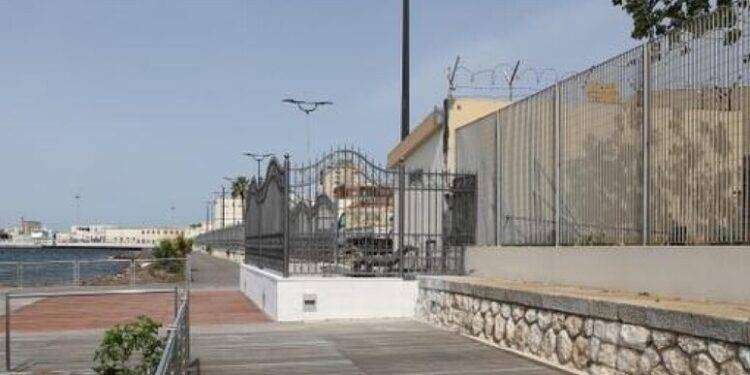 Addio a vecchia sede Liceo Alberti, cercasi nuova scuola