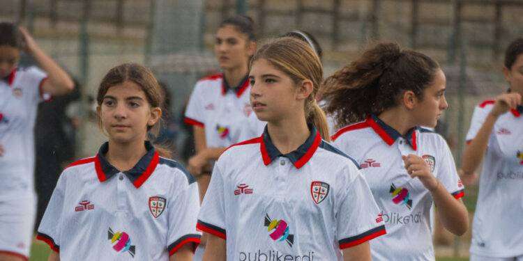 Calcio, ora è ufficiale il Cagliari calcio abbandona la prima squadra femminile