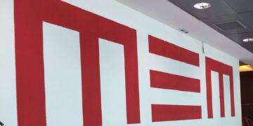 Cagliari, alla Mem si presenta “365” nuovo romanzo di Gianluca Cicinelli e Daniele Barbieri