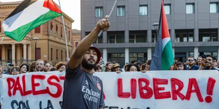 Democrazia in Francia, stop a manifestazioni pro Palestina