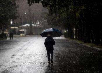 In arrivo piogge e venti tiepidi con raffiche fino a 80 km/h