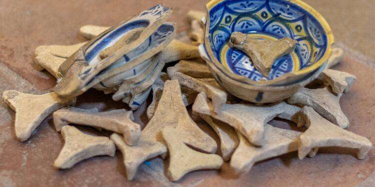 Terra, una bottega di ceramisti tra XV e XVI secolo a Faenza