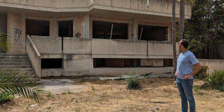 Una villa confiscata alla mafia diventa fattoria sociale con orti didattici