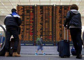 Allarme bomba negli scali francesi, evacuati Lille, Lione, Tolosa