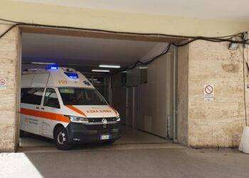 Scontro fra auto a Sassari, grave una donna. Bloccato pirata in fuga