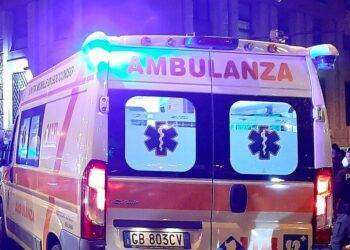 Cede il tetto di un capannone, operaio muore nell’Oristanese