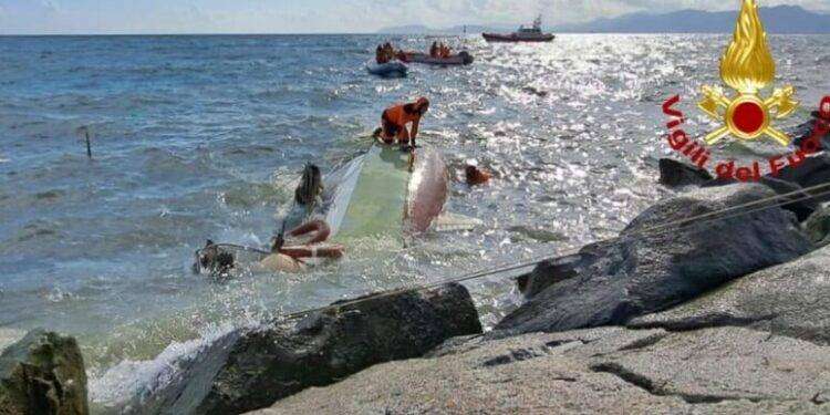 Barca a vela naufragata a Cagliari, trovato il proprietario