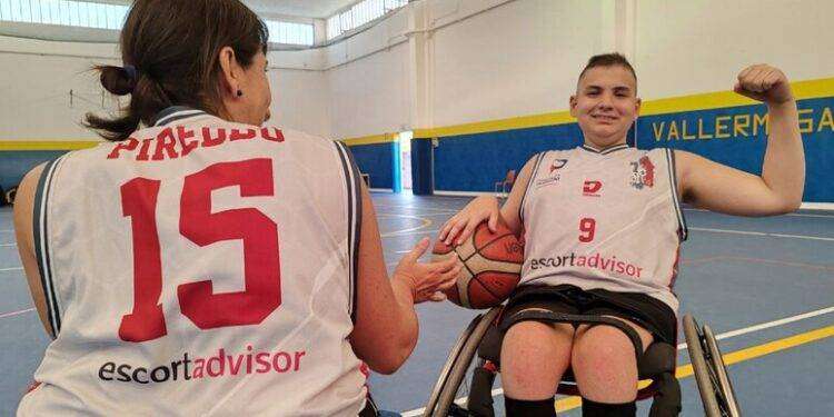 Sito di escort raccoglie fondi per società di basket disabili