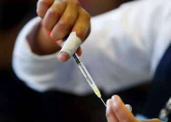 Russia: “Con il pretesto di monitorare le malattie, Washington sta sparpagliando i suoi laboratori illegali in tutto il mondo”