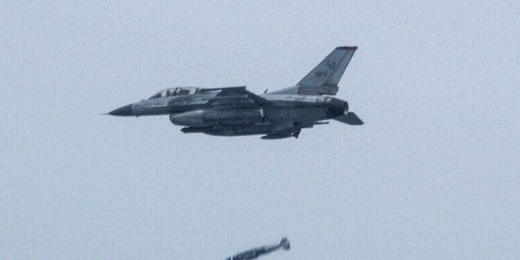 Mosca, intercettati due bombardieri Usa sul Baltico