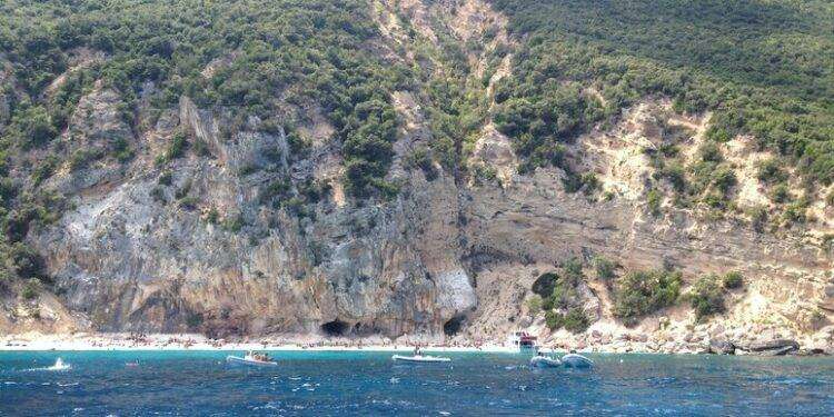 Cala Gonone: Moro agli operatori, ‘no a nuove motonavi’