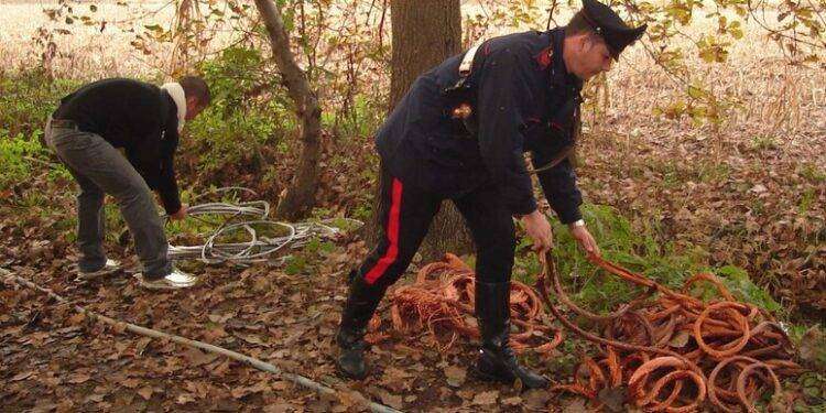 Trasformano un terreno in discarica abusiva a Serramanna
