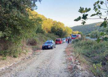 Si ribalta un trattore a Tula, feriti nonno e due nipotine