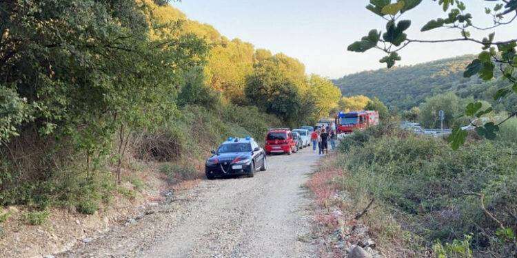 Si ribalta un trattore a Tula, feriti nonno e due nipotine