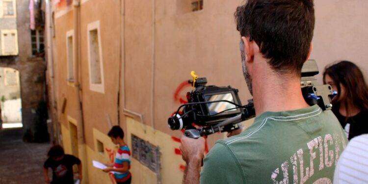 Cinema: Romeo e Giulietta in veste moderna, studenti protagonisti