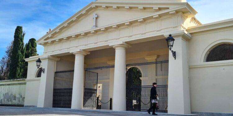 A Quartu nuova vita alla facciata del cimitero monumentale