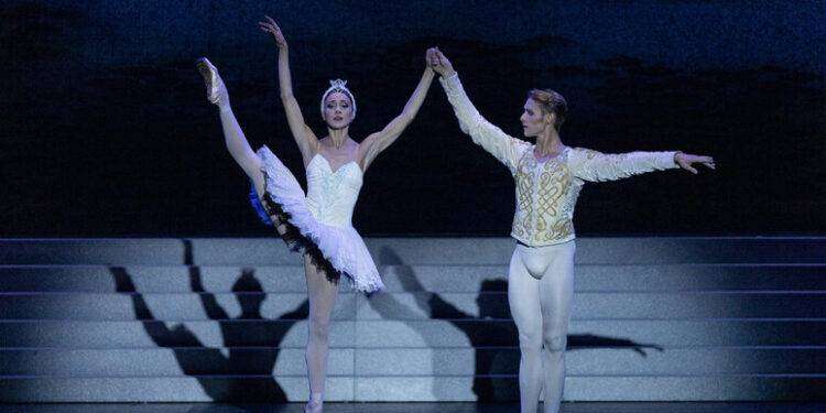 Coppia étoile della Scala, ‘dobbiamo tutto a Carla Fracci’