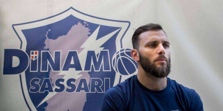 Basket: Dinamo sfida Aek Atene per restare in Champion League